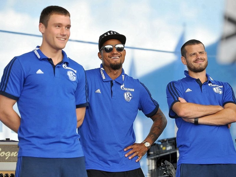 Cooler Auftritt: Kevin-Prince Boateng mit Cap und Sonnenbrille.