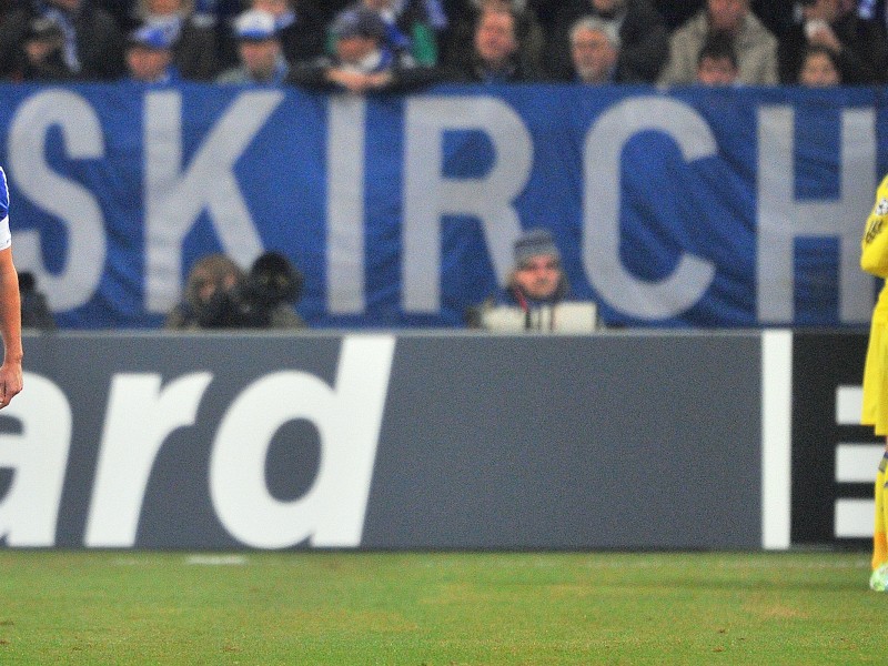 Schalke verliert 0:5 gegen Chelsea.