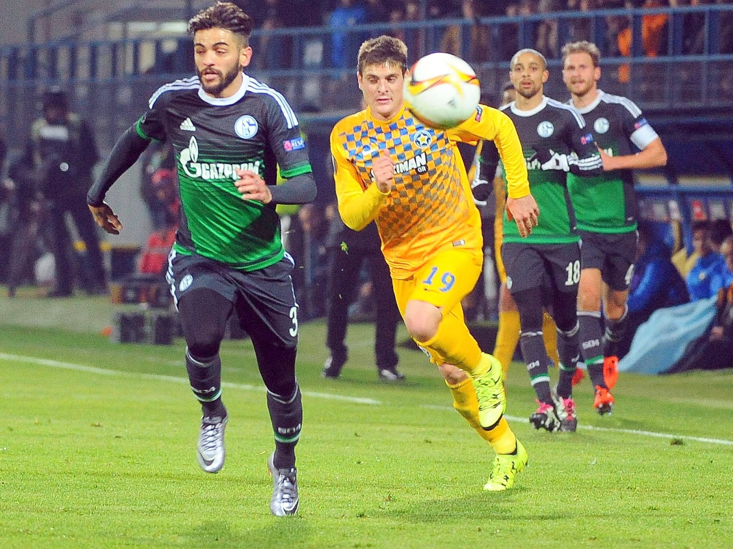 Durch Tore von Choupo-Moting (2), Meyer und Di Santo setzte sich S04 mit 4:0 in Tripolis durch.