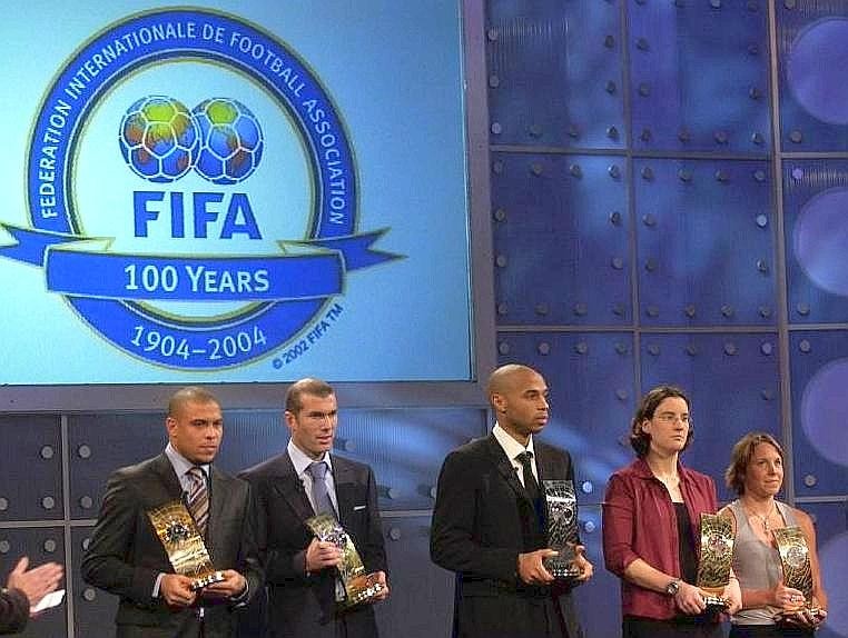 ... Ronaldo, Zinedine Zidane und Thierry Henry.