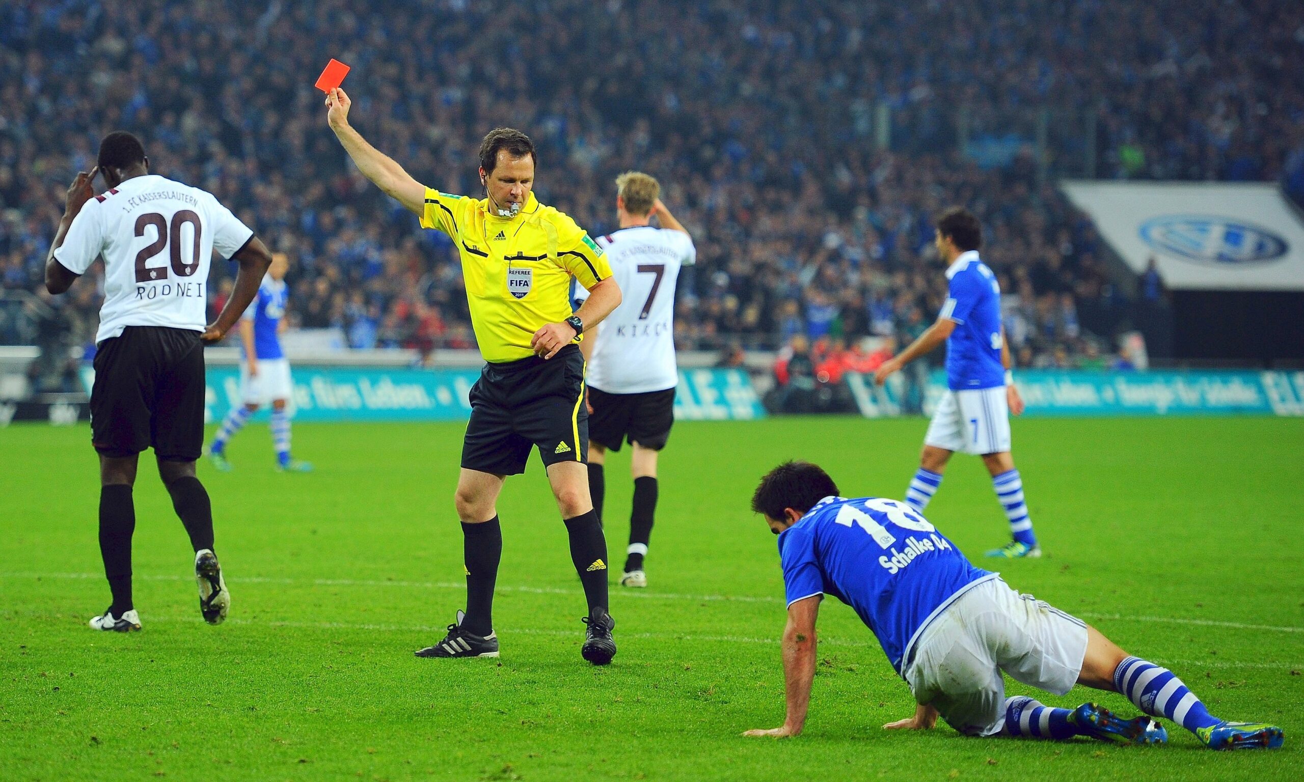 Der FC Schalke 04 verlor sein Heimspiel gegen den 1. FC Kaiserslautern 1:2.