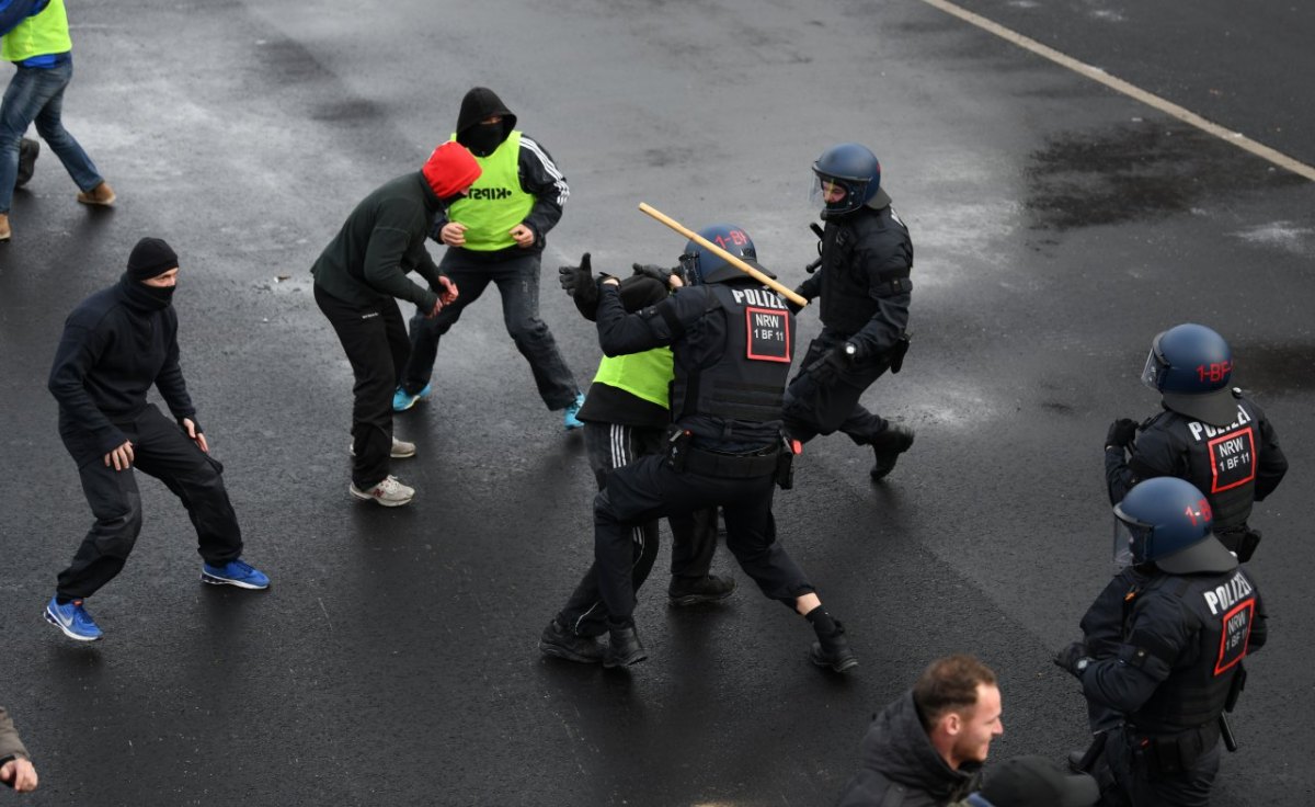 polizei-spezialeinheit-bfe.jpg