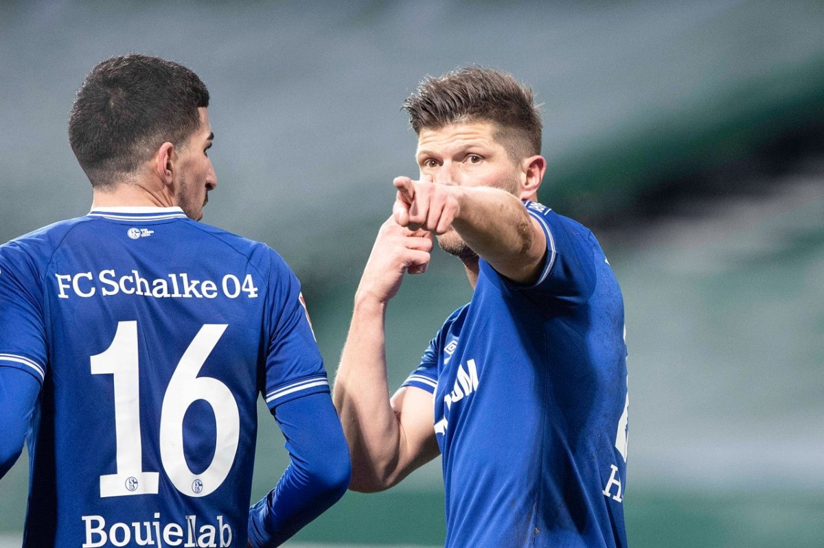 schalke-huntelaar.jpg