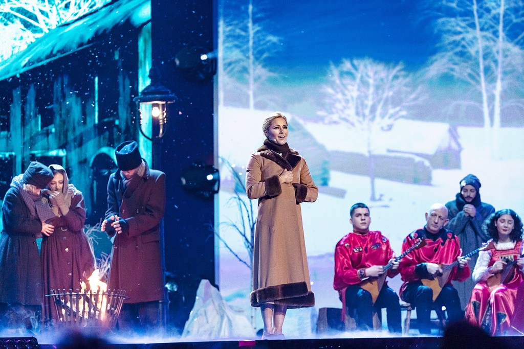 Helene Fischer spielt die Lara in Doktor Schiwago.