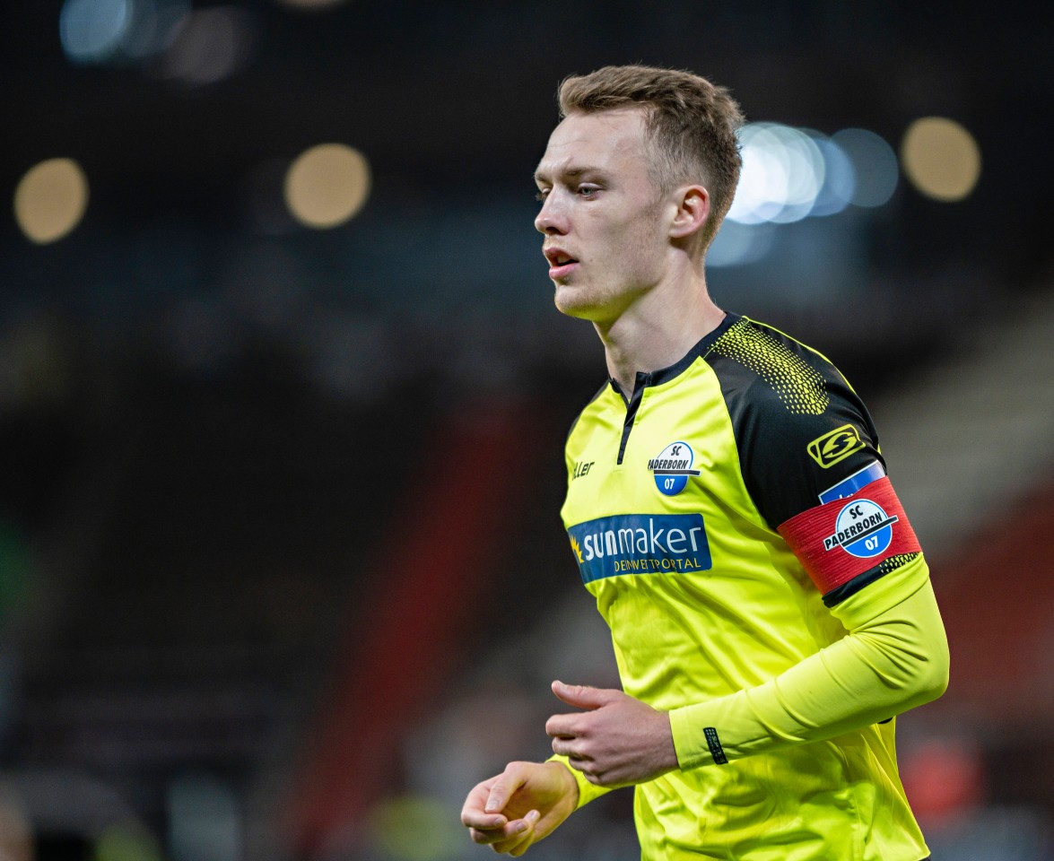 Der FC Schalke 04 will Sebastian Schonlau aus Paderborn verpflichten.