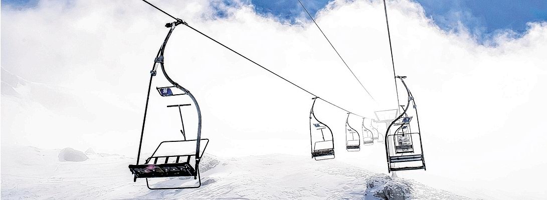 ski-lift-222878--656x240.jpg
