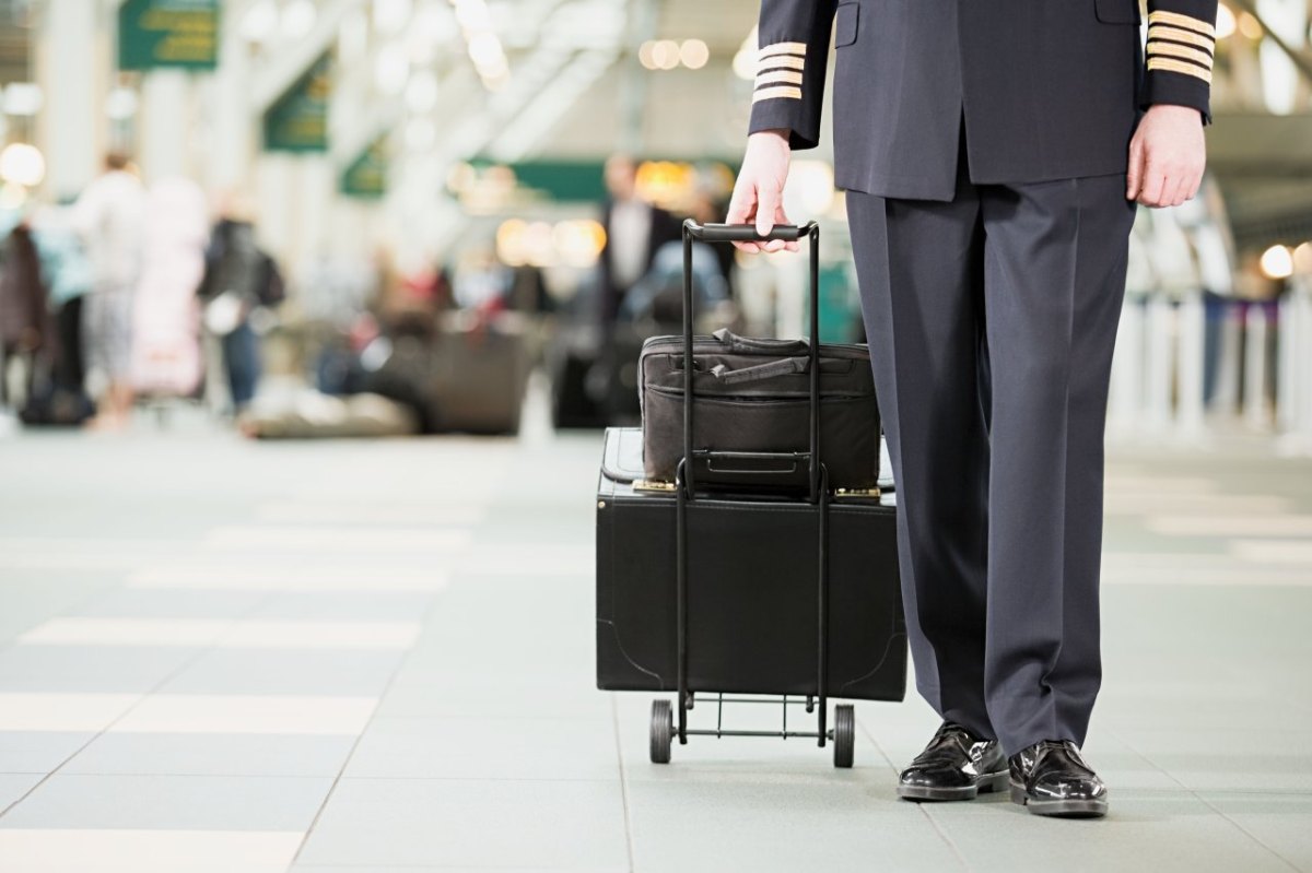 urlaub-flughafen-chaos-pilot.jpg