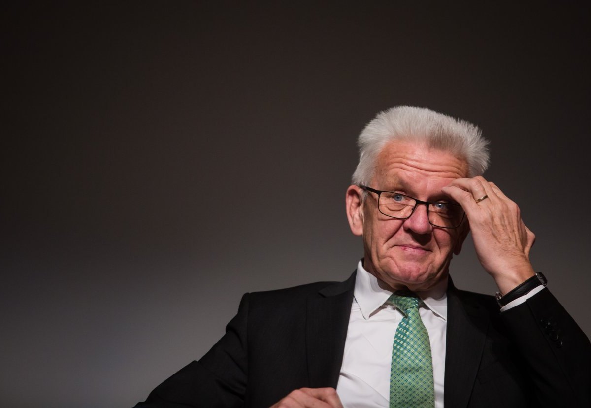 winfried-kretschmann-hubschrauber.jpg