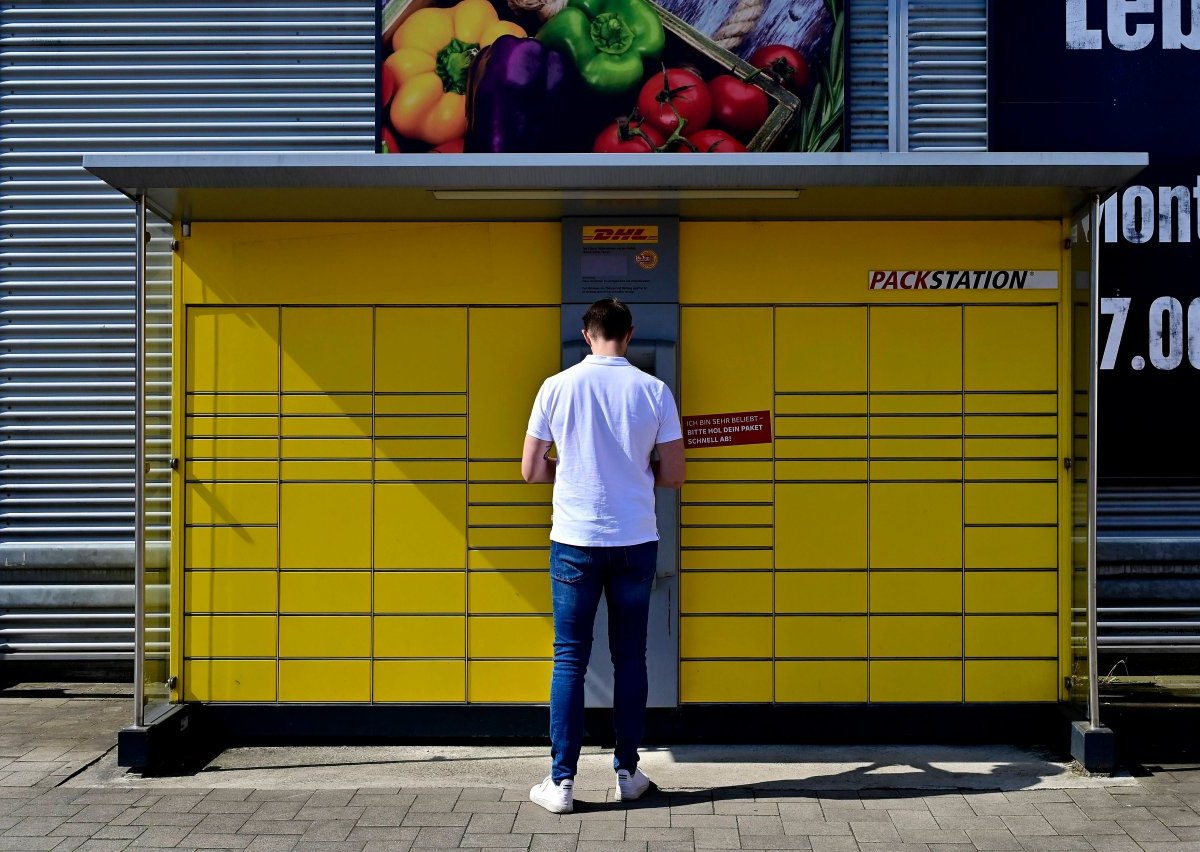 DHL-Deutsche-Post-Packstation