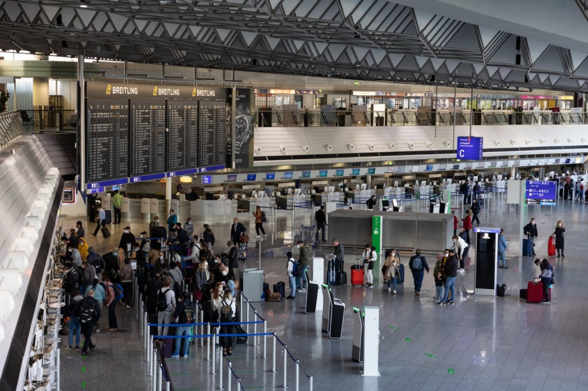 Frankfurt Flughafen.jpg