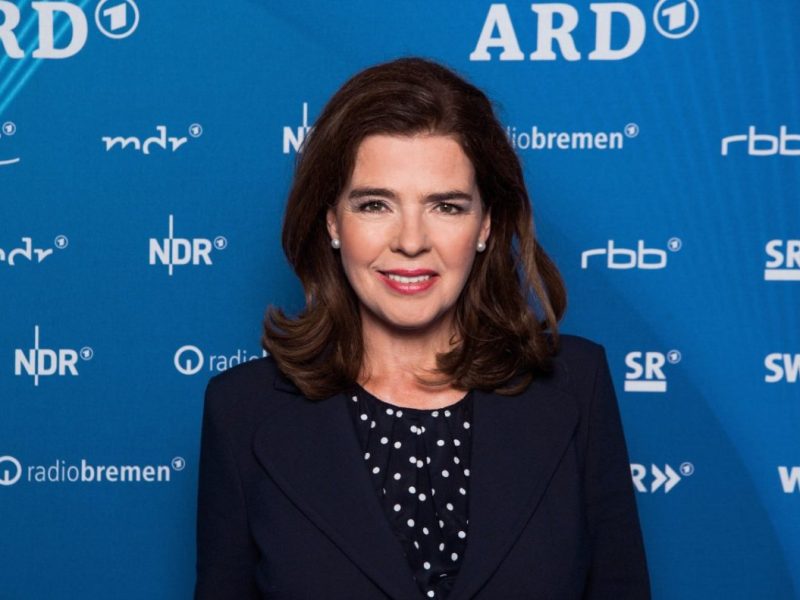 Sie sorgte in der „Tagesschau“ für eine große Überraschung. Warum Susanne Daubner die Zuschauer zum Toben bringt, erfährst du hier.