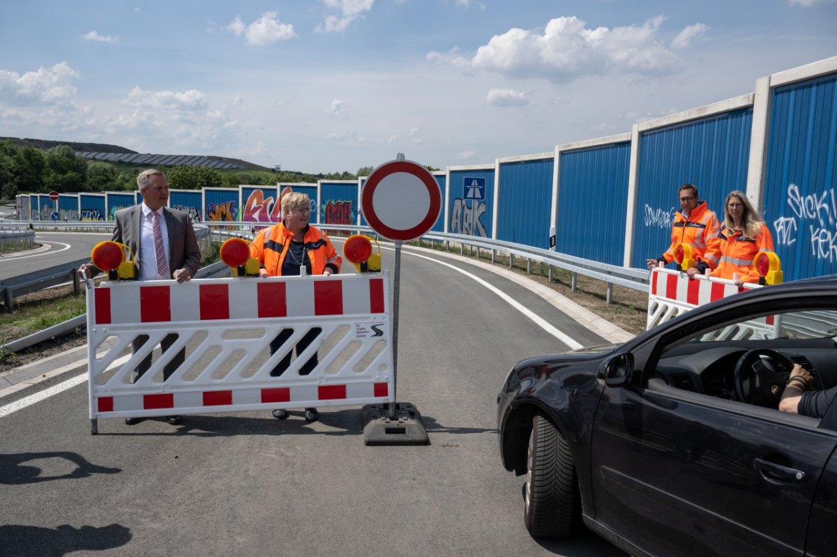 a2-neue-anschlusstelle-falsches-schild-lanstrop.jpg