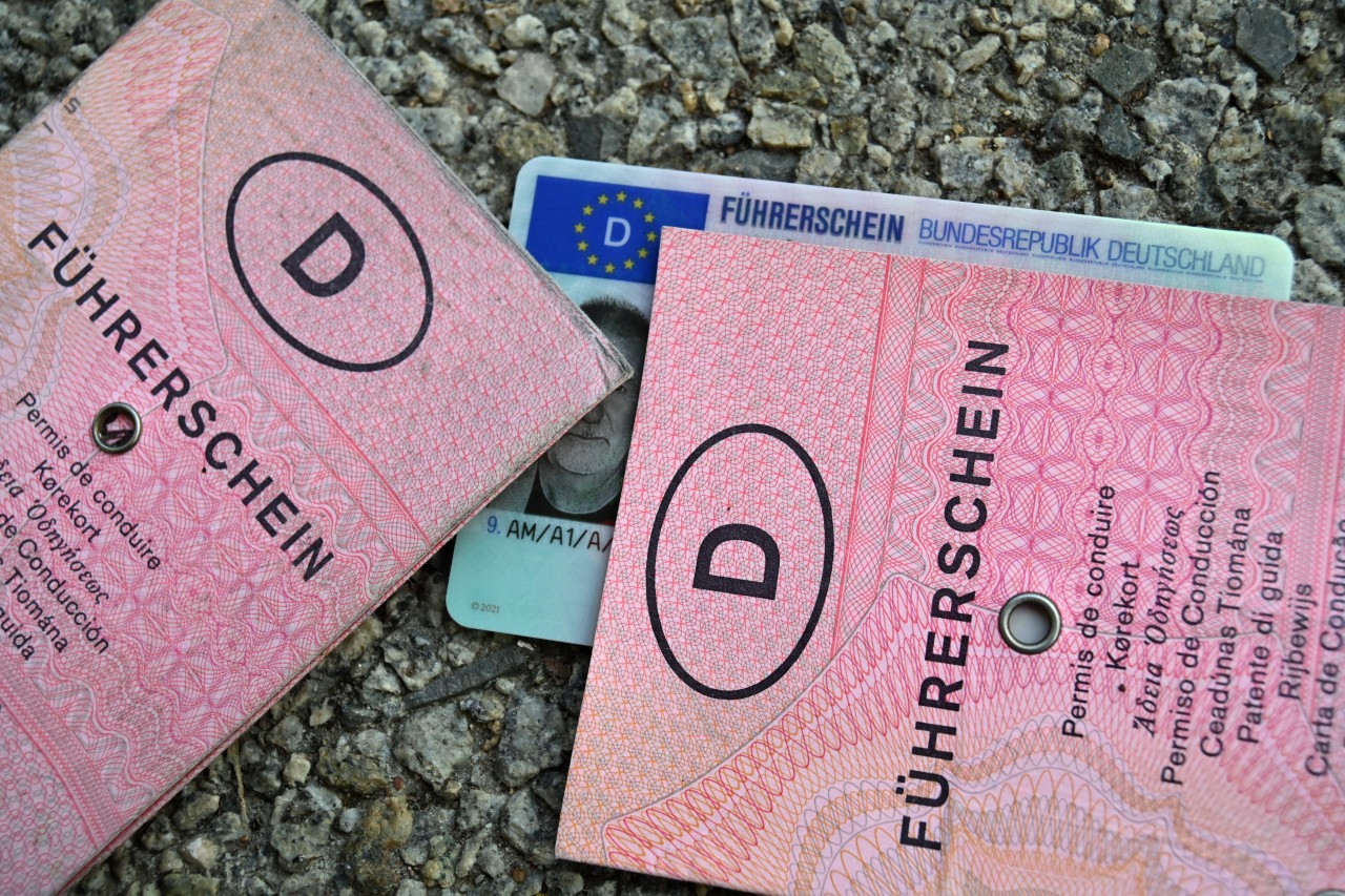 Führerschein: Manche Autofahrer müssen noch im Juli handeln! (Symbolbild)