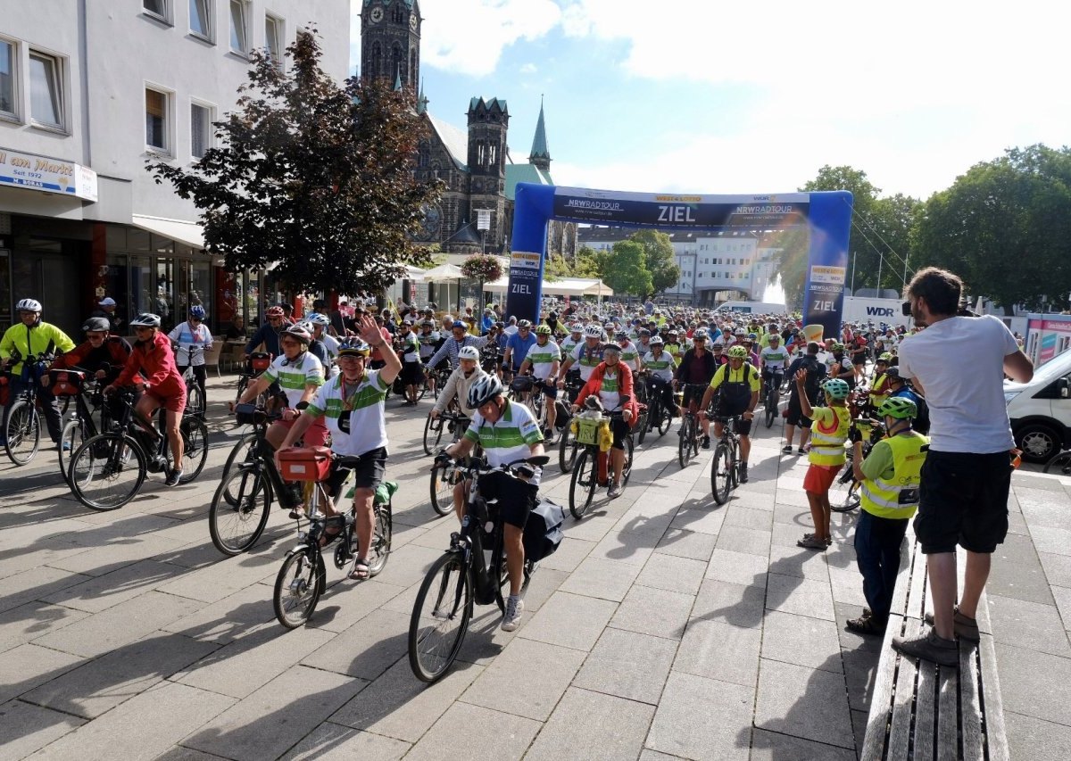 220801 WestLotto - NRW-Radtour (c) Bernd Hegert.jpeg