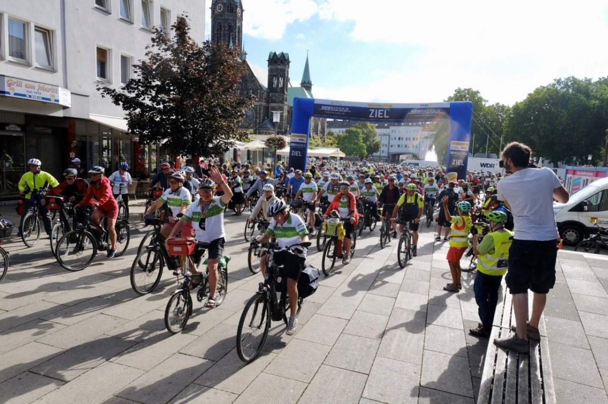 220801 WestLotto - NRW-Radtour (c) Bernd Hegert.jpeg