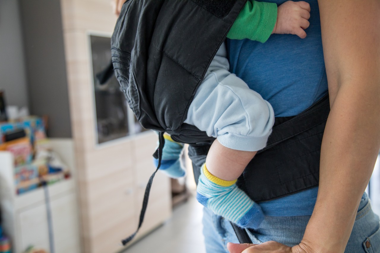 Bei Zara im Centro Oberhausen hat eine Mutter mit ihrem Baby in der Trage eine üble Erfahrung gemacht. (Symbolbild)