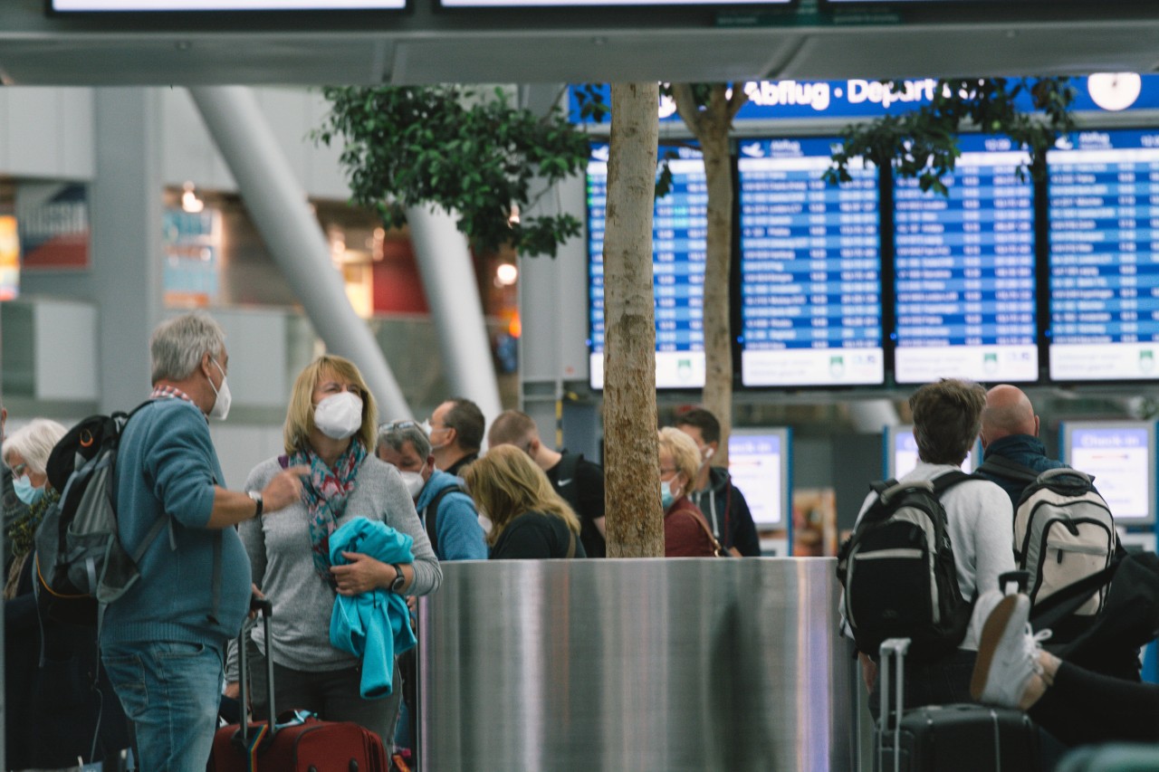 Am Flughafen Düsseldorf ist der Dienstreisende bitter enttäuscht. (Symbolbild) Am Flughafen Düsseldorf ist der Dienstreisende bitter enttäuscht. (Symbolbild)