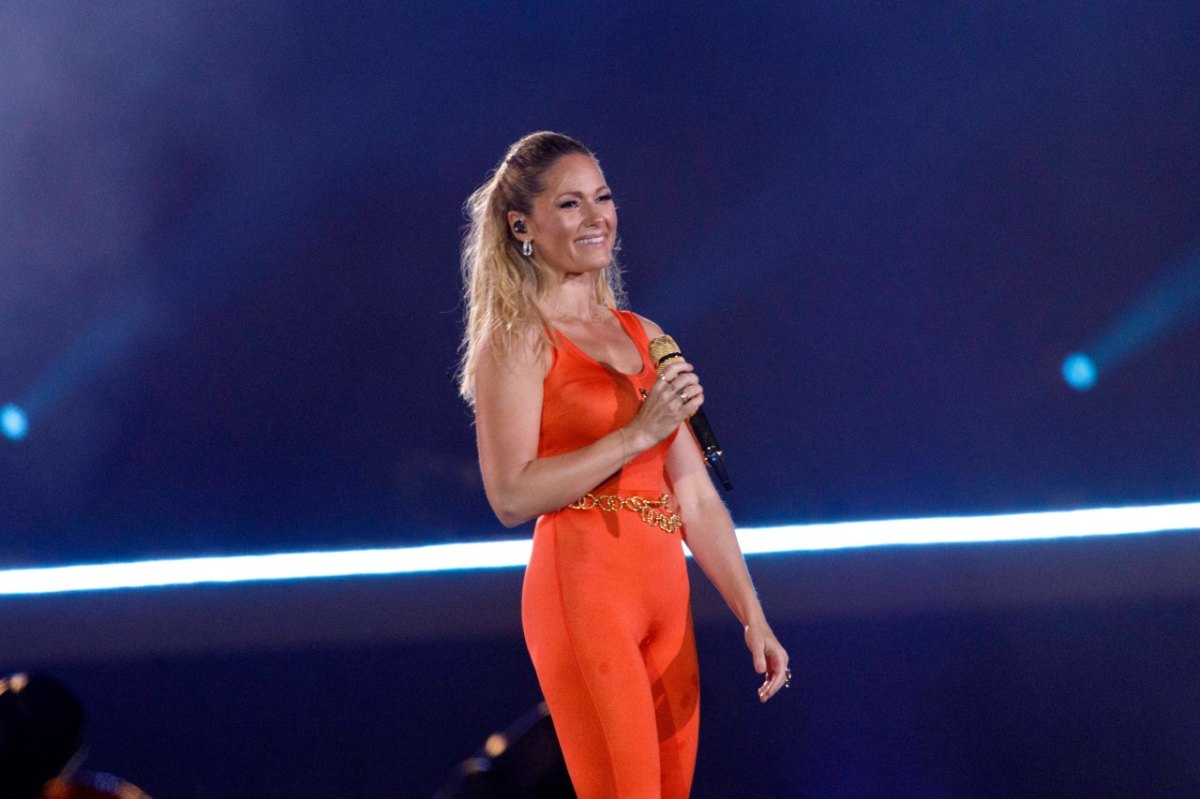 Helene Fischer im Jumpsuit.jpg