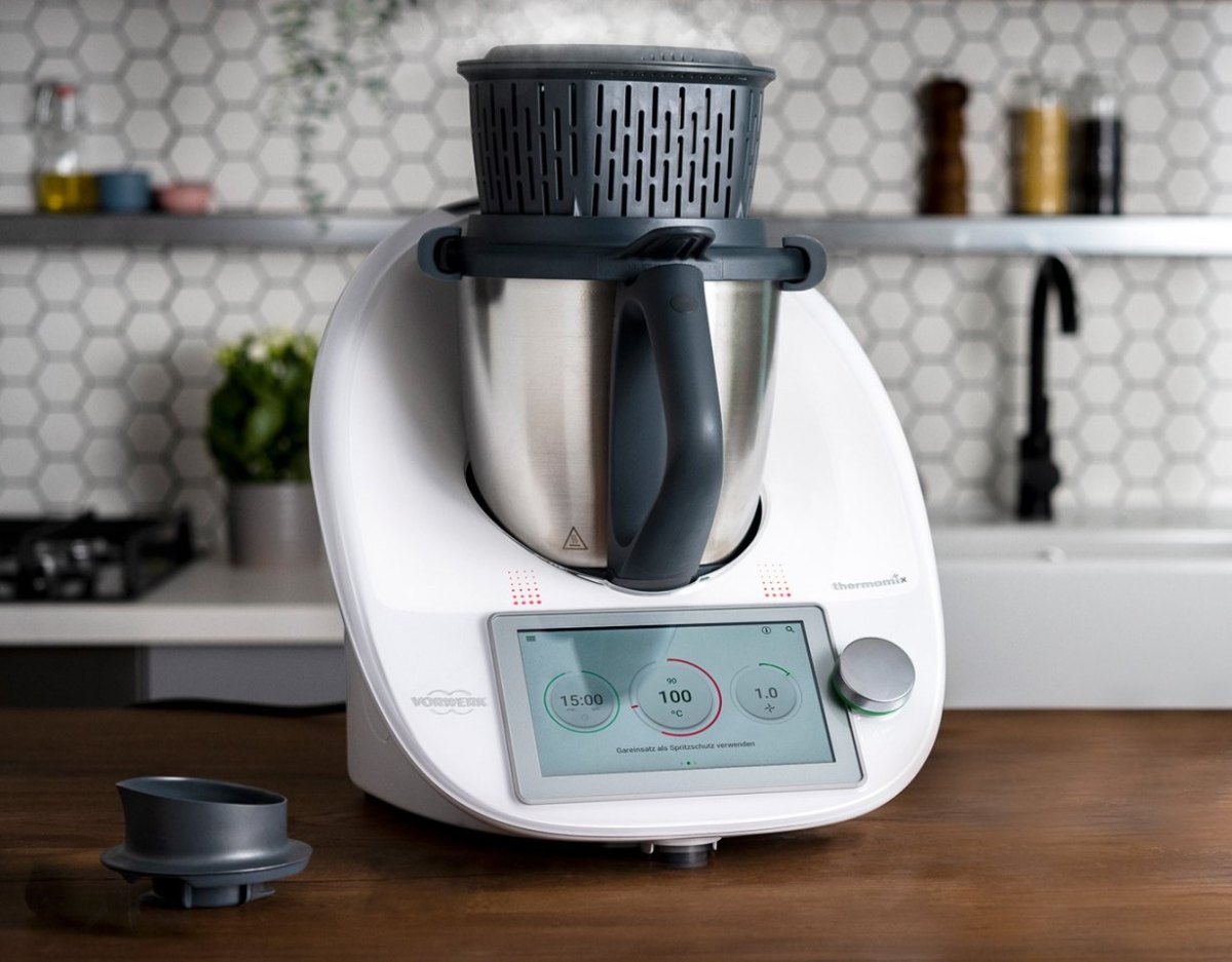 Vorwerk_Thermomix TM6 mit Garkorb 01.jpg