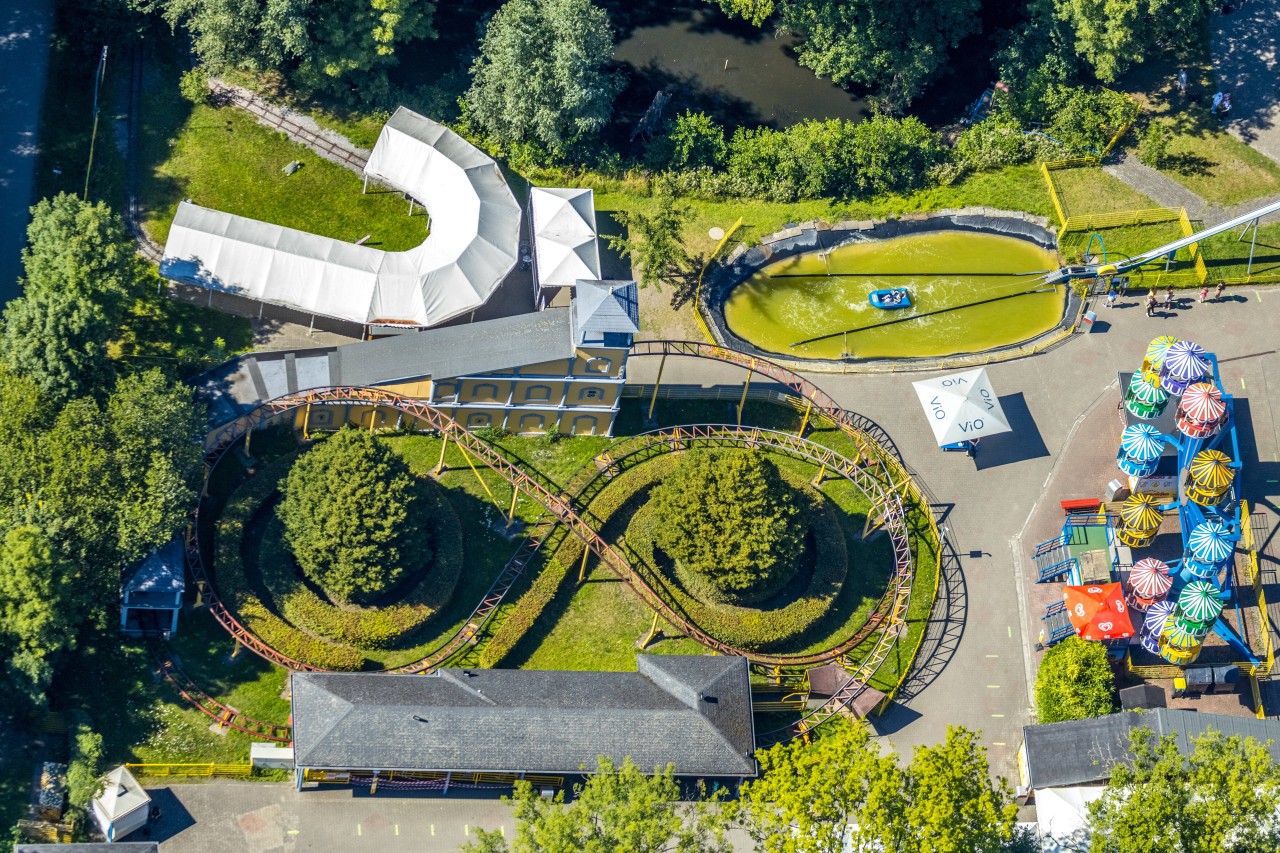 Der Freizeitpark am Schloss Beck von oben. Hier kommen bald Änderungen auf die Besucher zu. (Symbolbild)