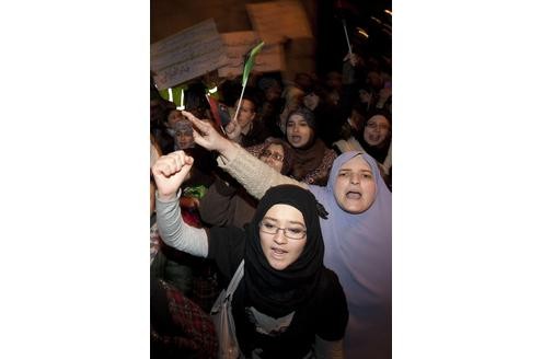 ...auch im Ausland kommt es zu Protesten, hier vor der libyschen Botschaft in London.