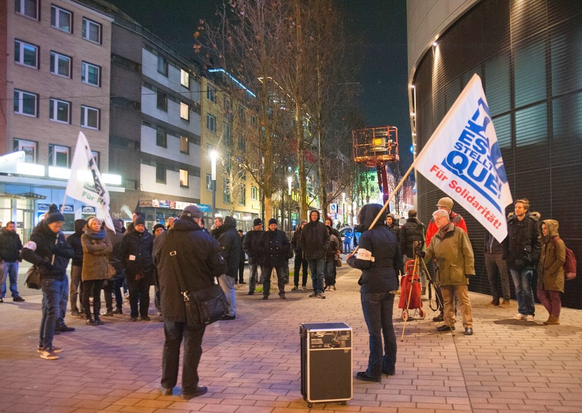 Demo gegen Bürgerwehr Essen__0.jpg