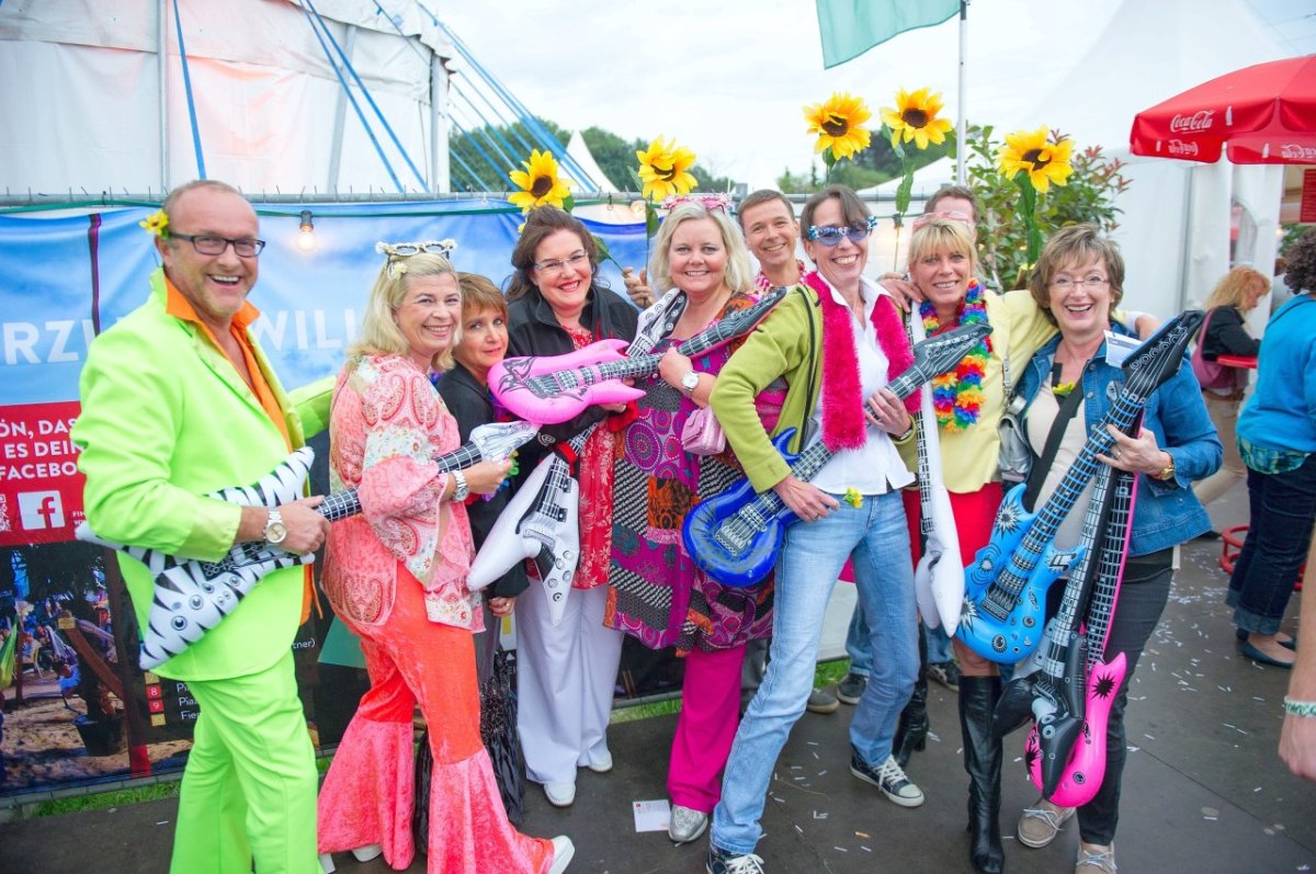 Dieter Thomas Kuhn beim Zeltfestival.jpg