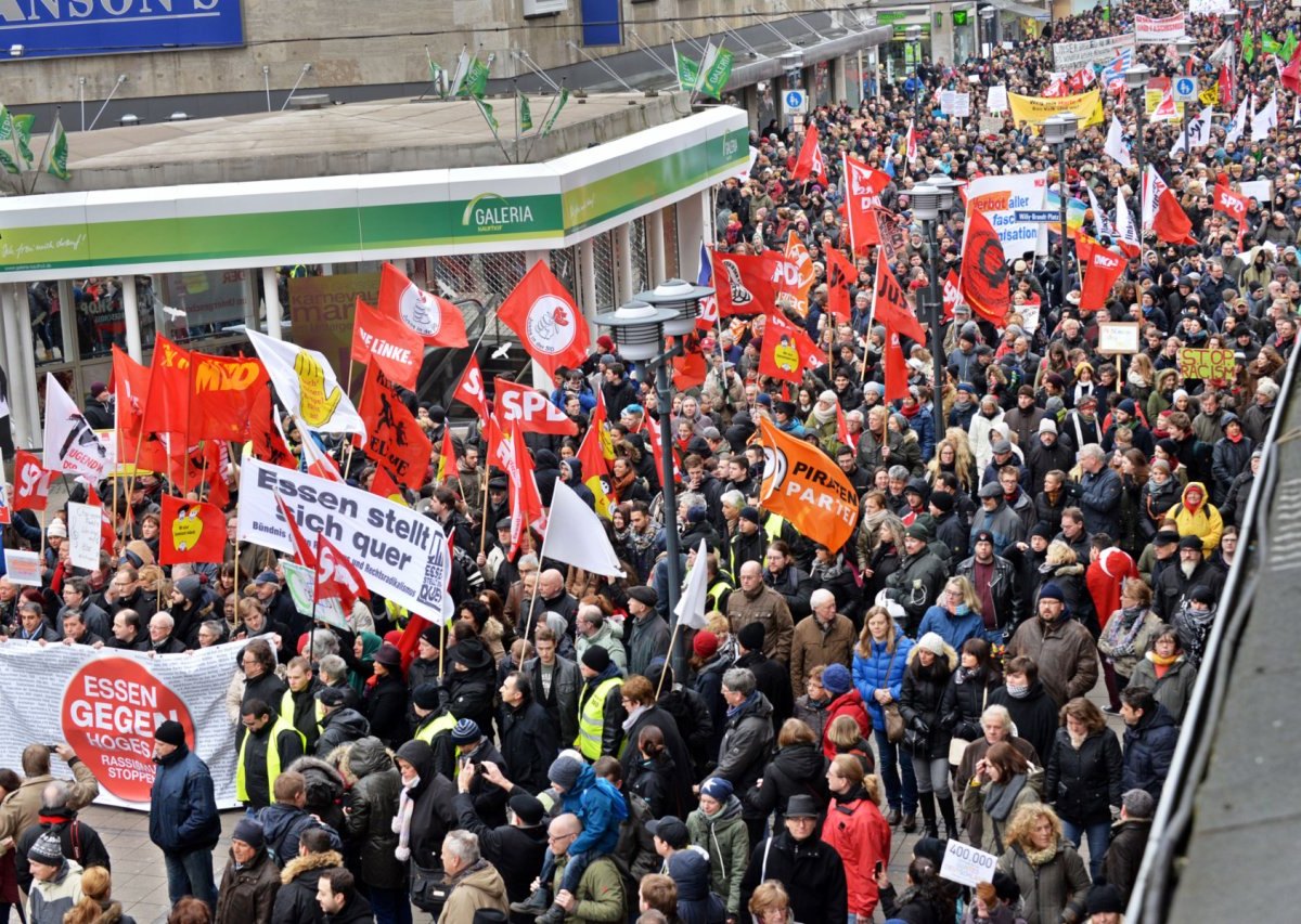 Große Anti-Hogesa-Demo in Essen.jpg