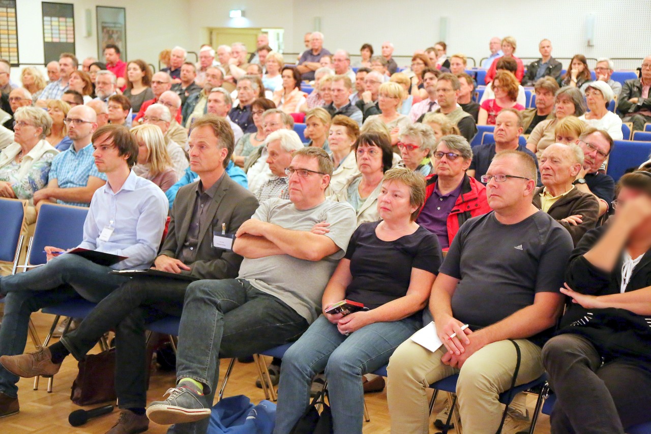 Viele Bürger kamen in den Lito-Palast, um sich über die Ausbaupläne im Detail zu informieren.