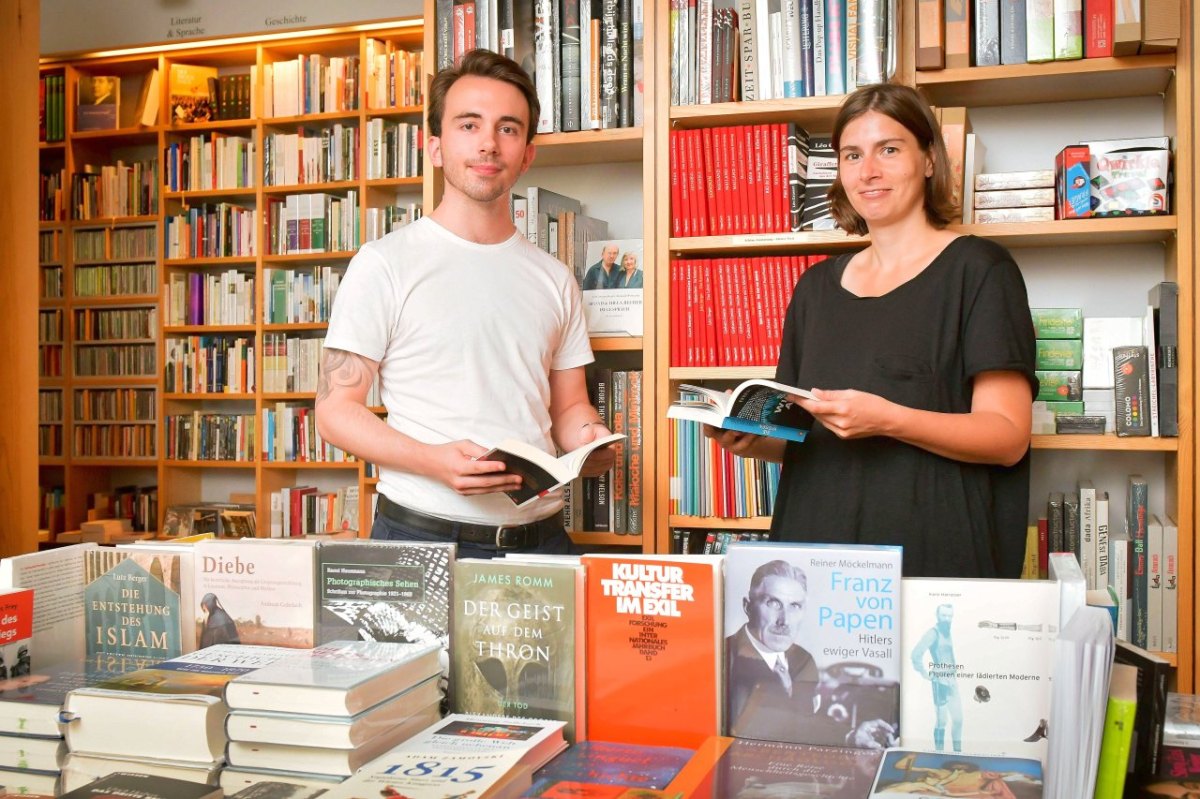 Max Kämper und Sarah Jäger Buchhandlung Proust Essen.jpg