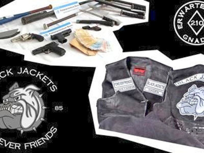 Die Black Jackets stecken ihre Reviere jetzt auch in NRW ab. Die Rocker ohne Motorräder wildern in den Revieren der Hells Angels und Bandidos. Die aus Süddeutschland stammende Jugendbande „Black Jackets“ hat in NRW Fuß gefasst. Seit gut einem Jahr registriert die Polizei vermehrt Straftaten der Bande an Rhein und Ruhr.