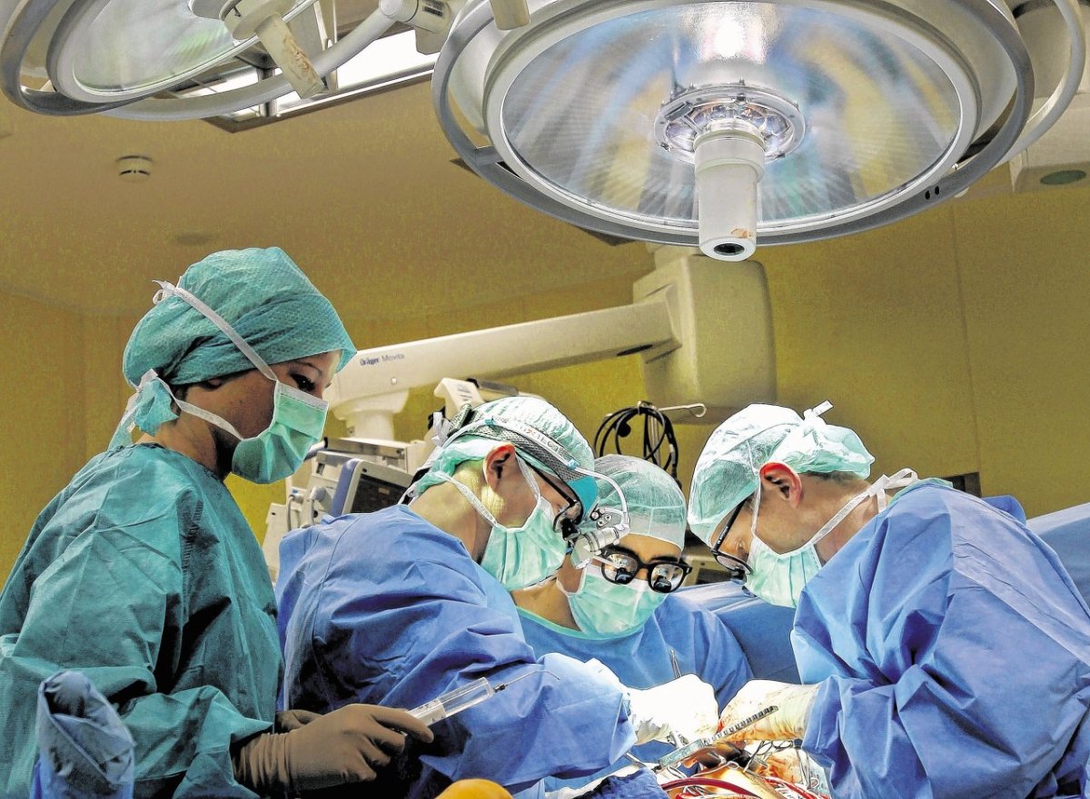 Operation in Klinik.jpg