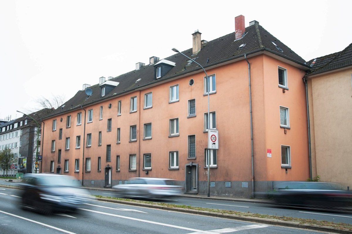 Schrottimmobilie auf der Gladbecker Straße.jpg