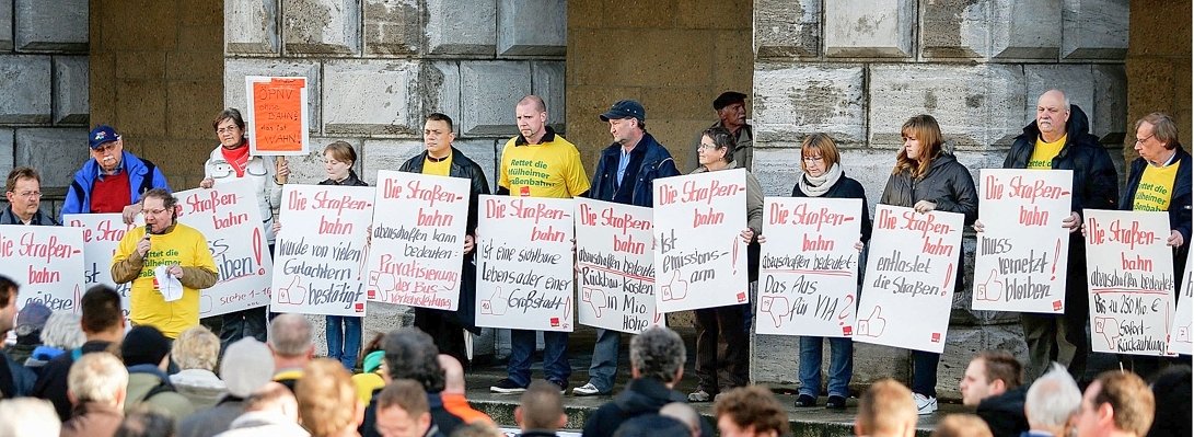 Verdi-Protest Rathaus.jpg