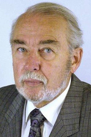 Dr. Dieter Hochrainer