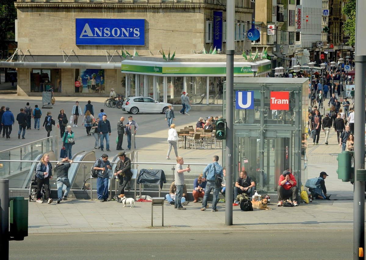 Willy-Brandt-Platz, Essen.jpg