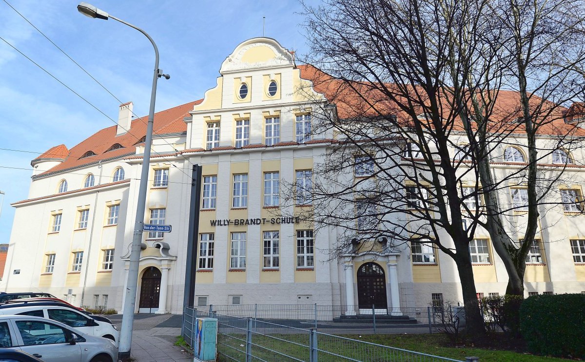 Willy-Brandt-Schule.jpg