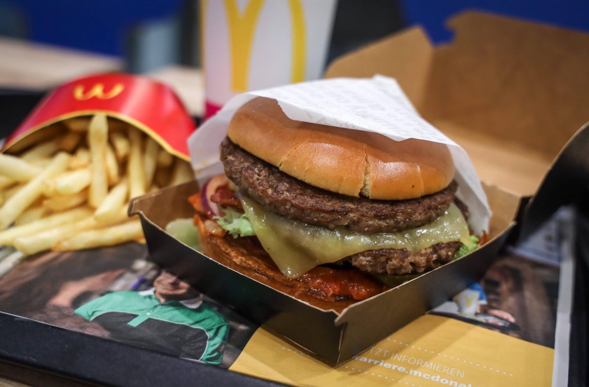 McDonald's Burger und Pommes