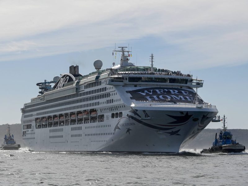 Kreuzfahrtschiff auf See