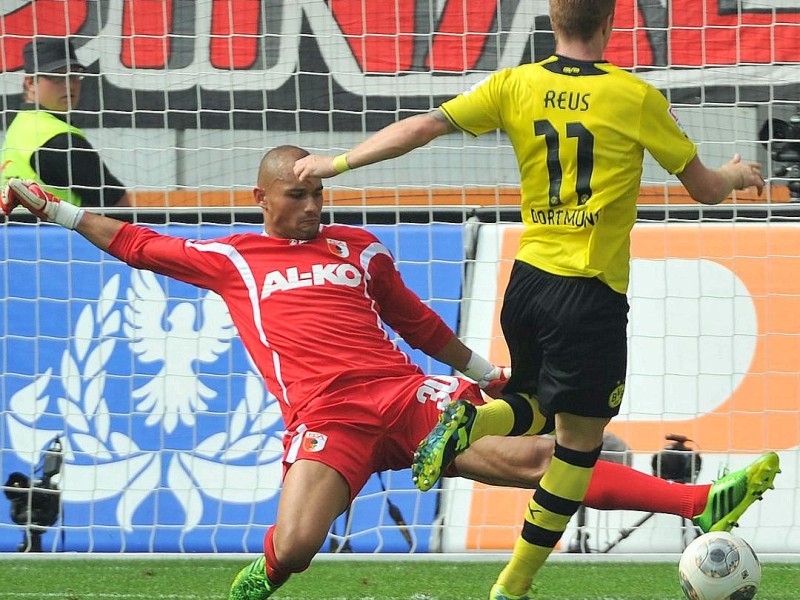 Der BVB setzte sich beim FC Augsburg mit 4:0 durch. Pierre-Emerick Aubameyang erzielte drei Tore. Außerdem verwandelte Robert Lewandowski einen Foulelfmeter.