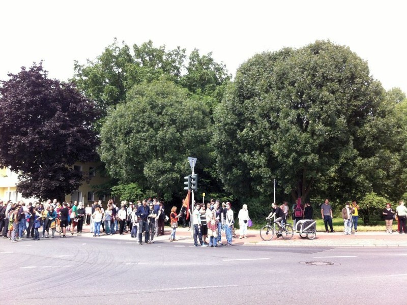Zahlreiche Duisburger Bürger bezogen gegen die Demo der Rechtspopulisten Stellung.