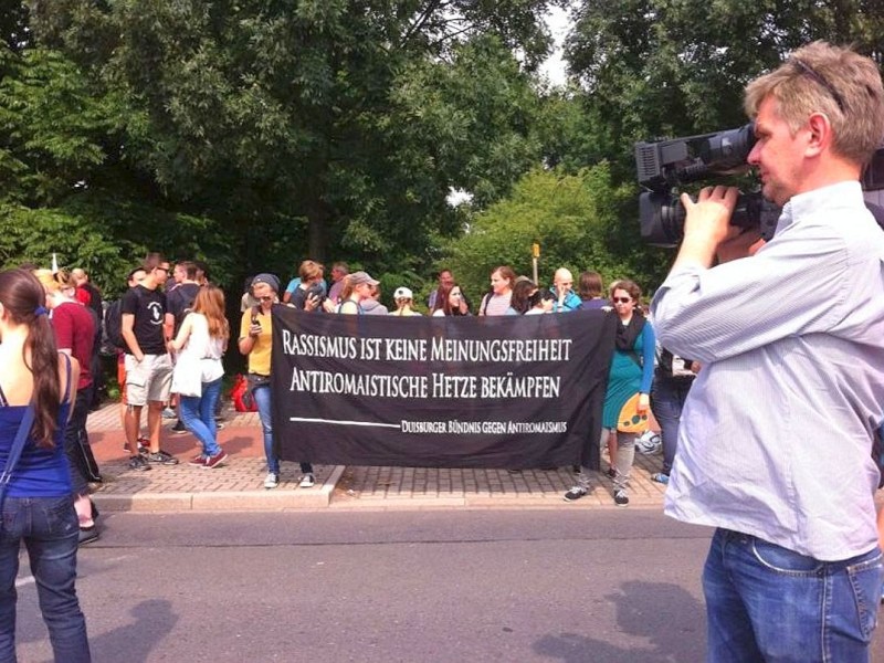 Zahlreiche Duisburger Bürger bezogen gegen die Demo der Rechtspopulisten Stellung.