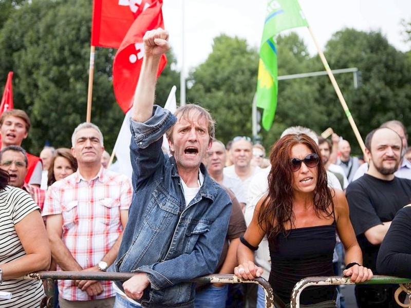 Zahlreiche Duisburger Bürger bezogen gegen die Demo der Rechtspopulisten Stellung.