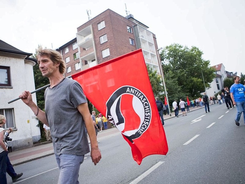 Zahlreiche Duisburger Bürger bezogen gegen die Demo der Rechtspopulisten Stellung.