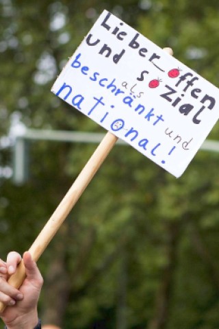Zahlreiche Duisburger Bürger bezogen gegen die Demo der Rechtspopulisten Stellung.