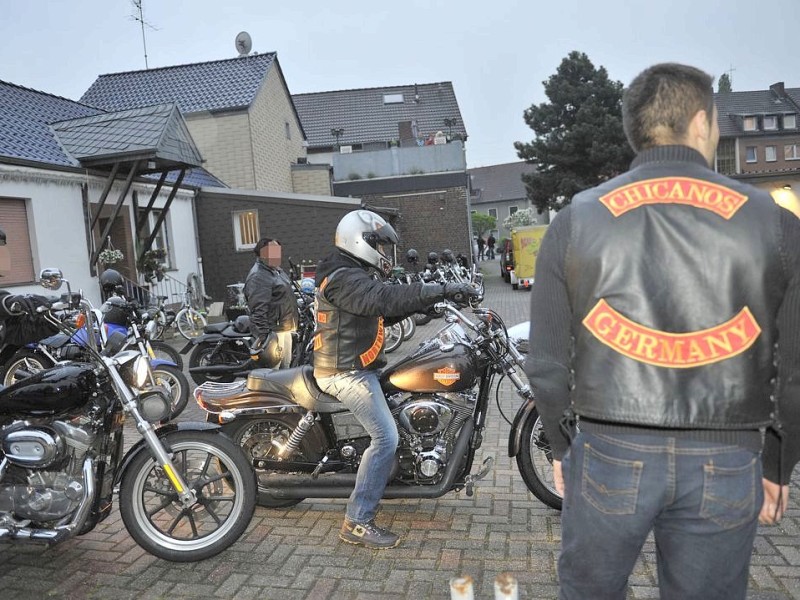 Oberhausener Bandidos vom Chapter El Centro weihen ihr neues Clubheim in Sterkrade mit mehreren hundert Rockern ein.