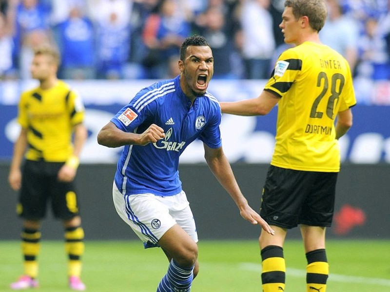 Im 145. Revierderby zwischen Schalke 04 und Borussia Dortmund gingen die Schalker schon früh in der ersten Hälfte in Führung. Es trafen Joel Matip und Eric-Maxim Choupou-Moting. Der Anschlusstreffer von BVB-Stürmer Pierre-Emerick Aubameyang reichte für die Borussia nicht, um das Spiel zu drehen.