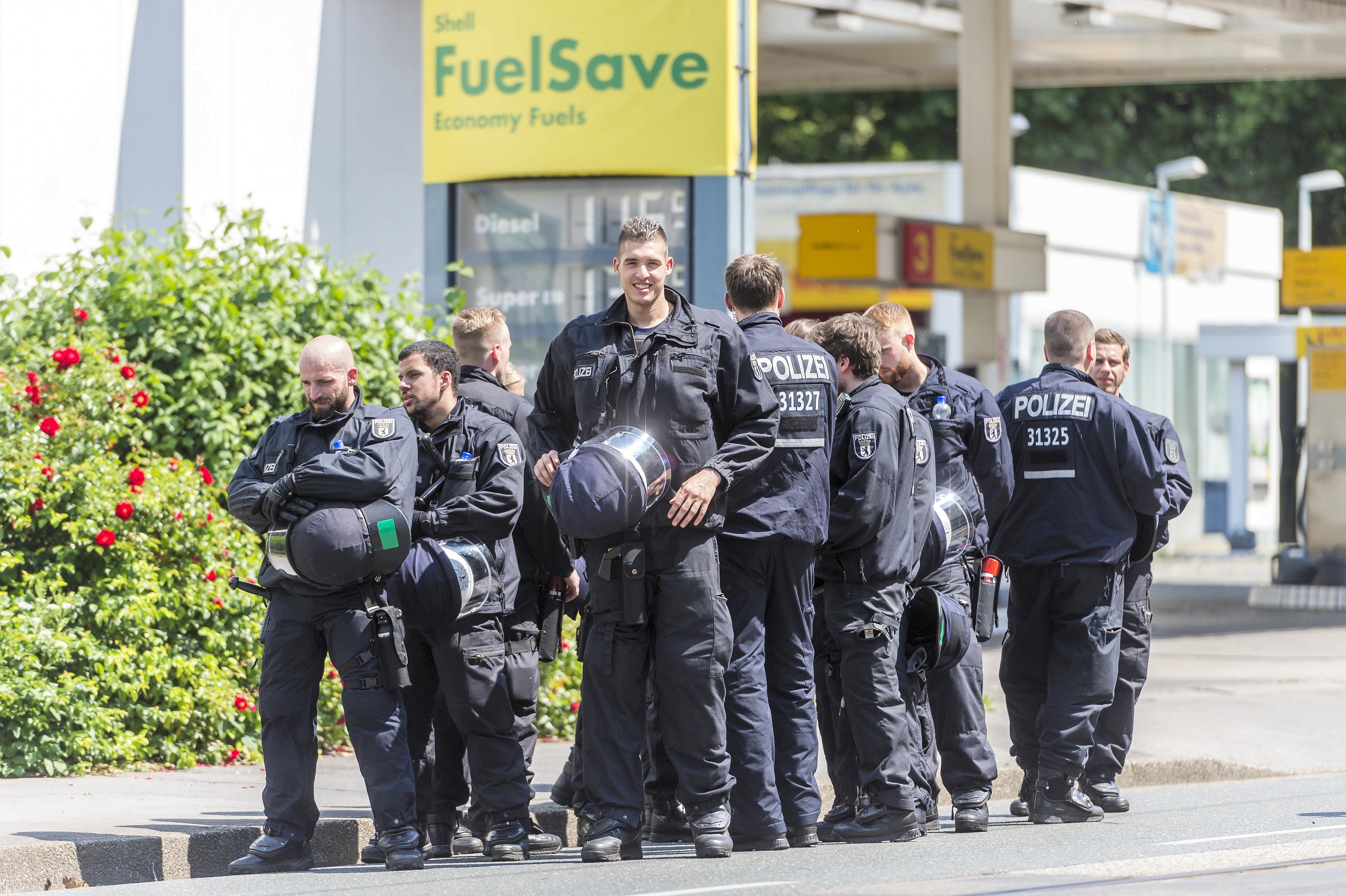 Rund 1000 Neonazis marschierten am 4.6. durch Dortmund.
