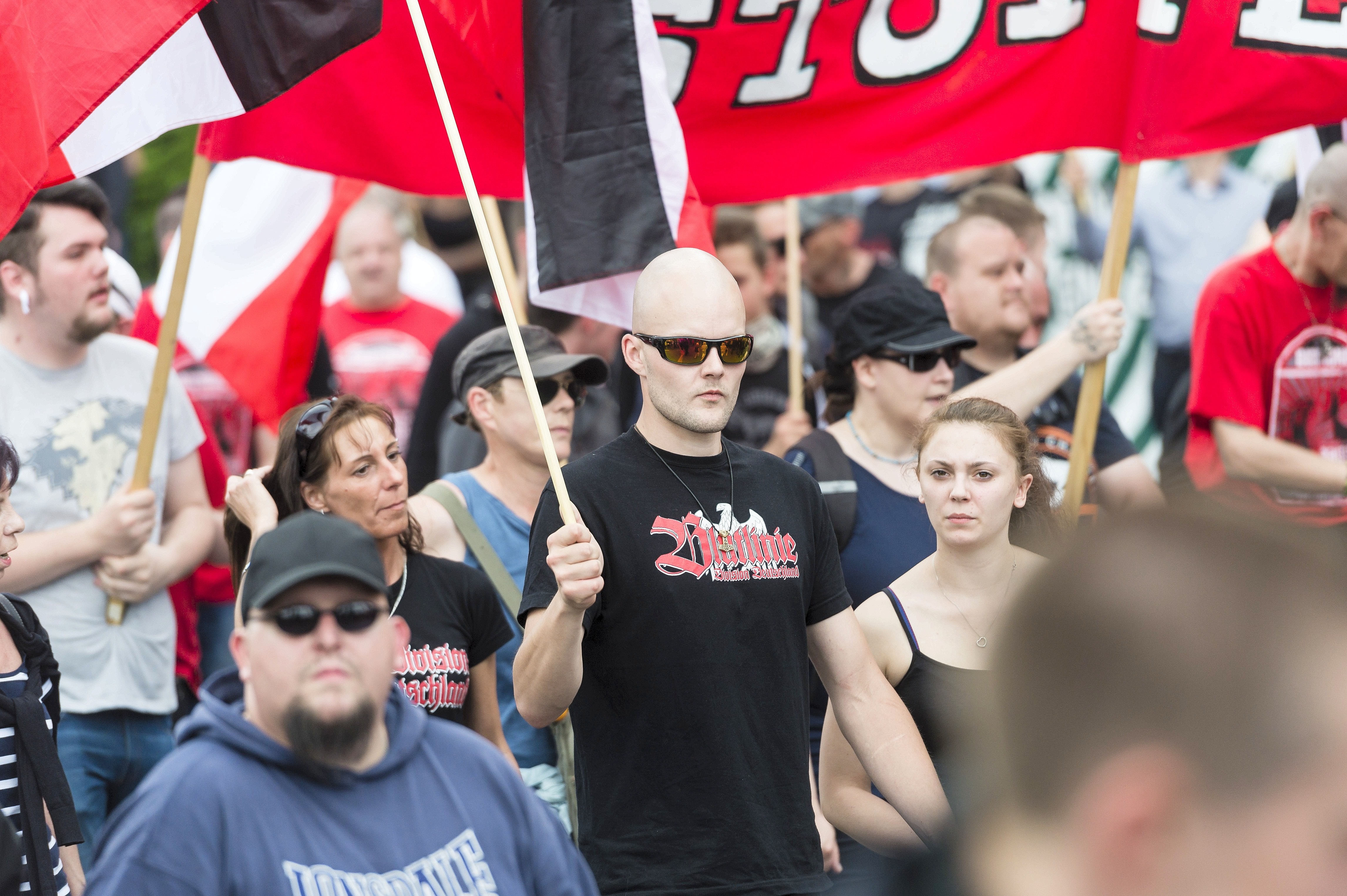 Rund 1000 Neonazis marschierten am 4.6. durch Dortmund.