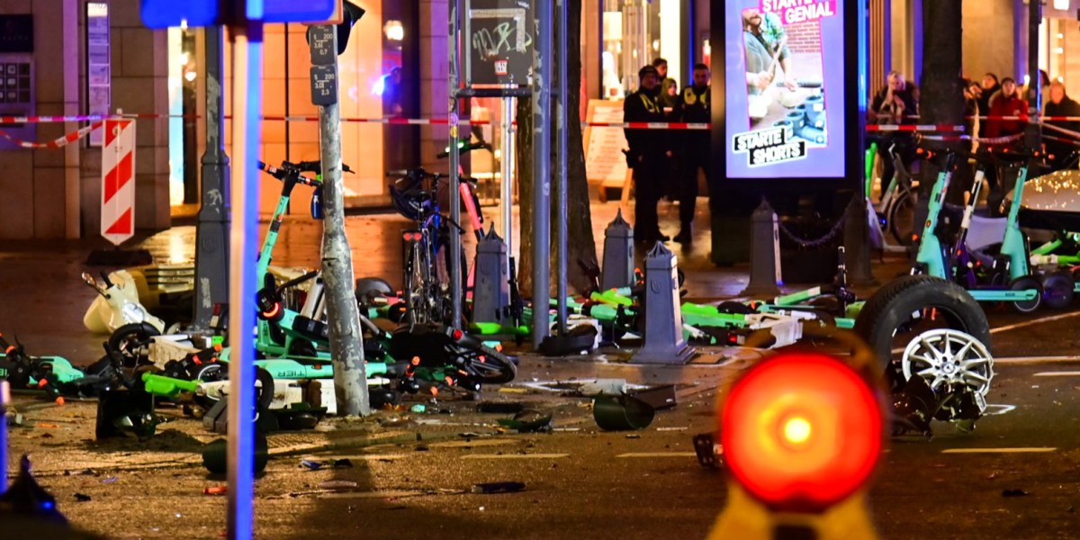 DÃ¼sseldorf: Verheerender Unfall an der KÃ¶
